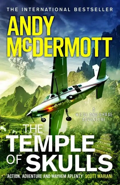The Temple of Skulls (Wilde/Chase 16) - Paperback