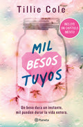 Mil Besos Tuyos (Incluye Capítulo Inédito) / A Thousand Boy Kisses (with an Unpublished Chapter) - Paperback